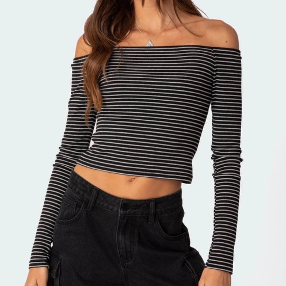 Edikted Canary Ribbed Top Off Shoulder